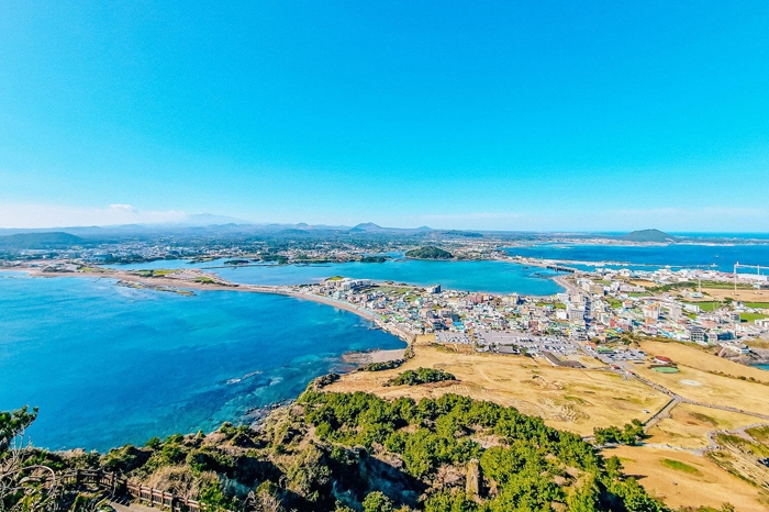 Jeju Scenic and Culture Tour